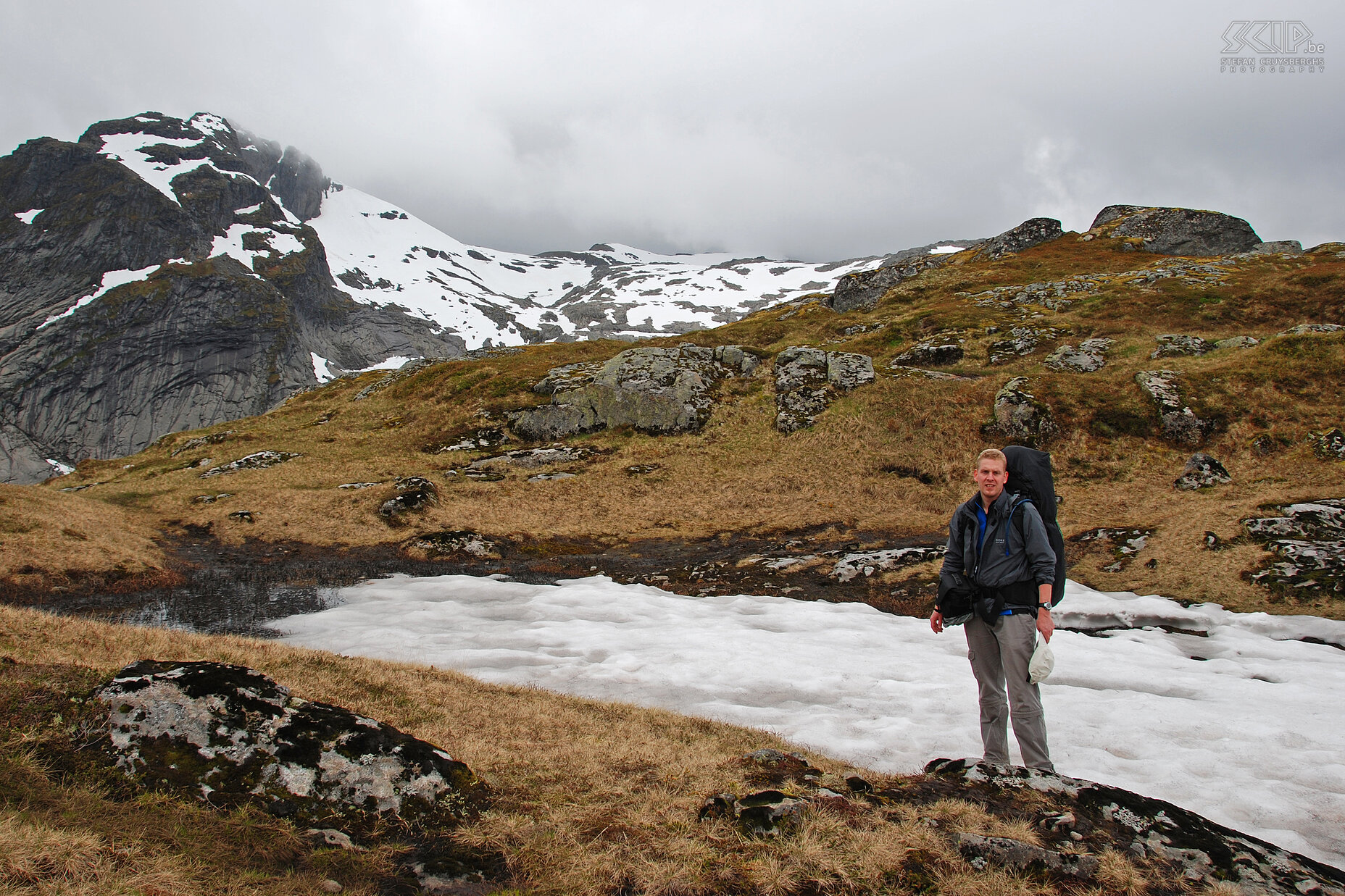 Munkebu - Stefan From 400m we had to go through the snow every now and then and unfortunately it rained regularly during the first days. Stefan Cruysberghs